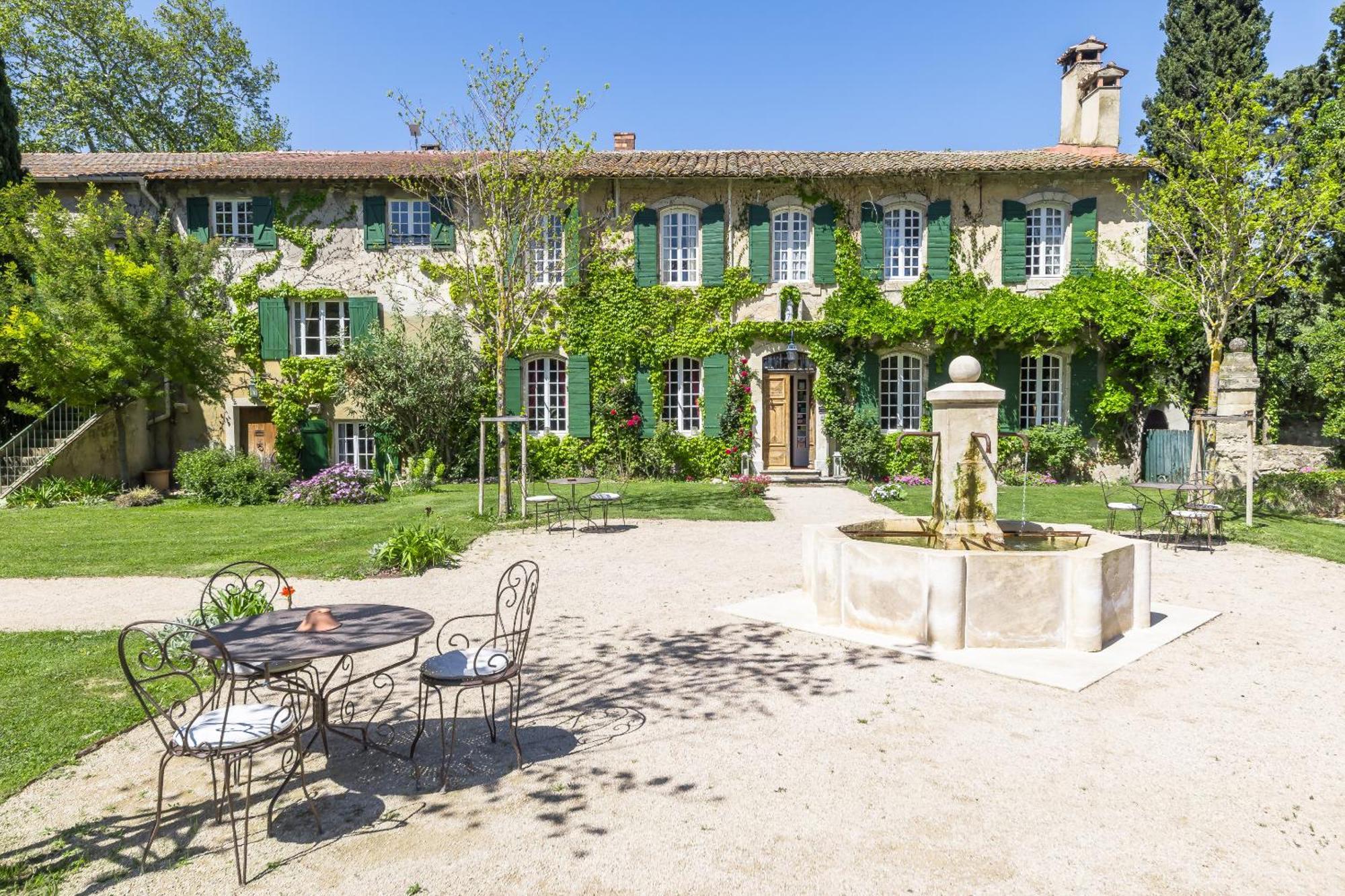 Domaine De Rhodes B&B Avignon Exterior foto